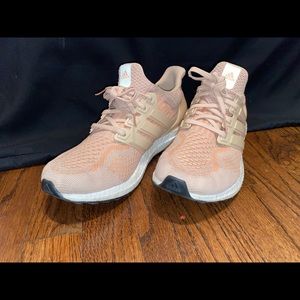 Adidas women ultraboost 5.0 running shoes